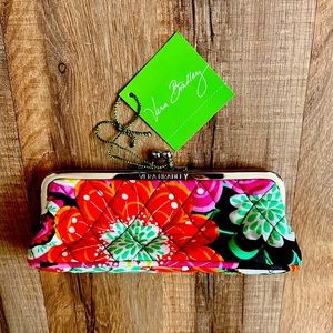 Vera Bradley Kisslock Case
